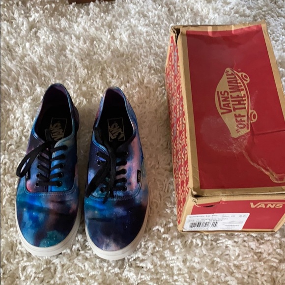 Vans - Picture 1 of 3